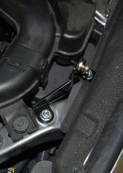 Упор (амортизатор) капота для Nissan X-Trail T32 (2013-) Autoinnovation.01-13