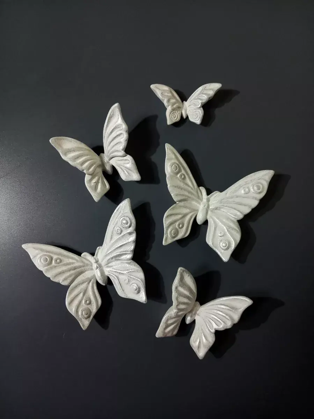 Декор на стену панно бабочки из гипса