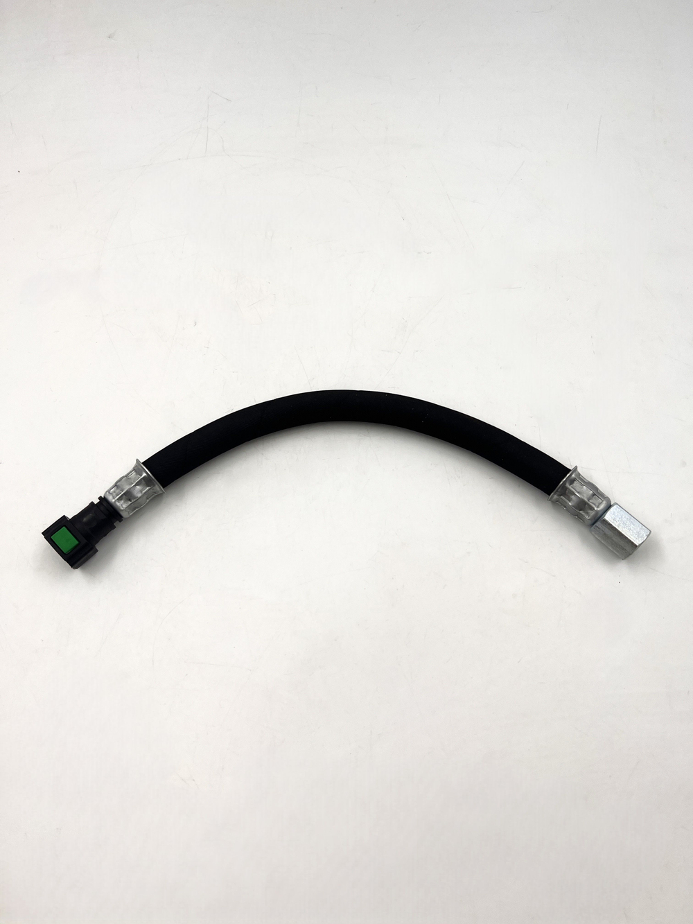 Шланг топливный ВАЗ 1118 Калина высокого давления к рампе