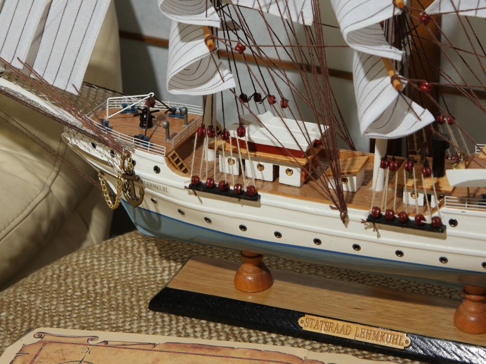 Meteor Lights Модель парусника ''Statsraad lehmkuhl'