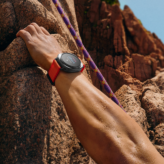 Смарт-часы Samsung Galaxy Watch Ultra 2025 47мм LTE серебряный Титан