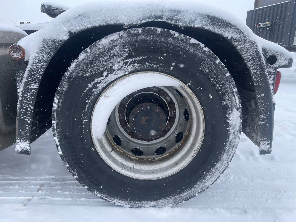 FAW J7 4x2 Седельный тягач CA4180P77K25E5 (Дизельный, 12,5 л, 553 л.с., АТ)