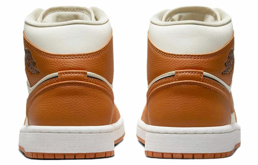 Кроссовки Jordan Air Jordan 1 Mid "Shattered Backboard" (Женская размерная сетка)