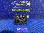 Блок предохранителей салонный NISSAN WINGROAD 2000