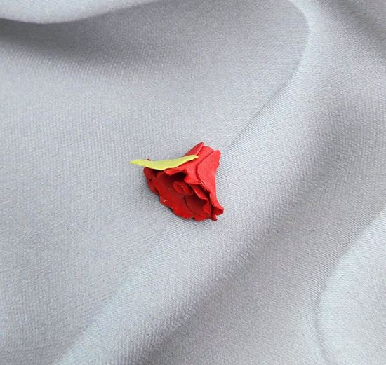 Цветы из латекса (фоамарина) бело-красный 4.5 см, набор 5 штук