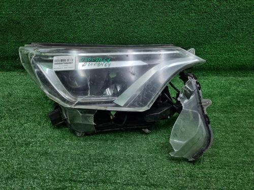 Битая Фара правая Toyota RAV4 4 CA40 (15-19) LED