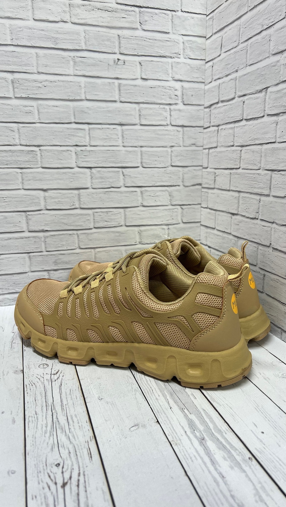 Кроссовки M6 Merlle / весна-лето / песок