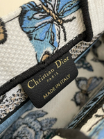 Christian Dior Mini Book Tote 21 cm