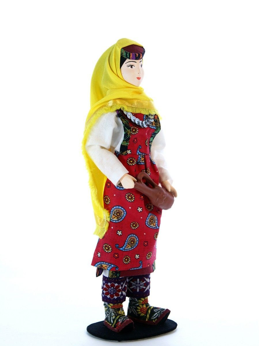 Кукла фарфоровая коллекционная Азербайджанка