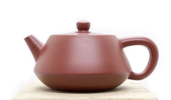 259301 Чайник ИСИН "ШИ ПЯО" (Каменный черпак) 180мл, в подар.коробке, глина красн