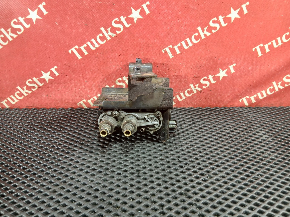 Кран уровня пола главный