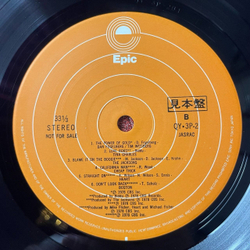 Винтажная виниловая пластинка LP Сборник New Years Hits From Epic Sony (Japan 1978) (Promo) Boston, Cheap Trick, Judas Priest
