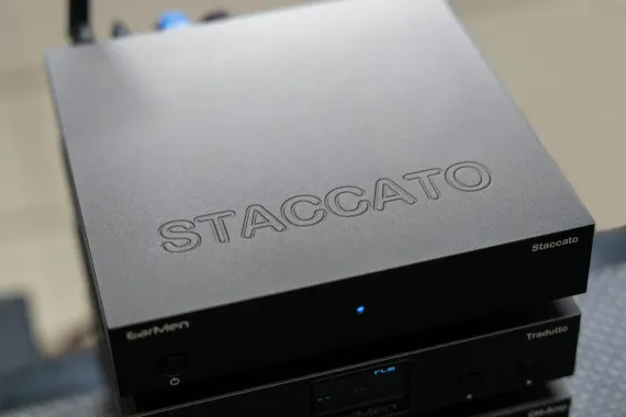 Earmen Staccato