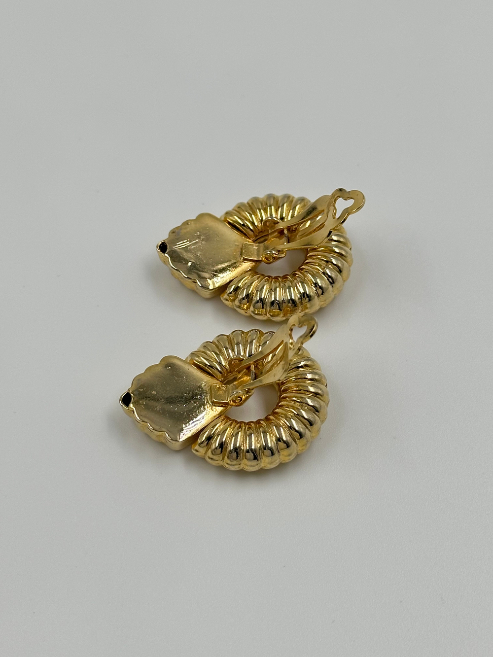 Клипсы в стиле door-knocker