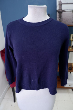 Джемпер с вырезом на спине 42 размер