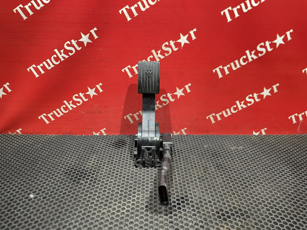 Педаль газа 2024г