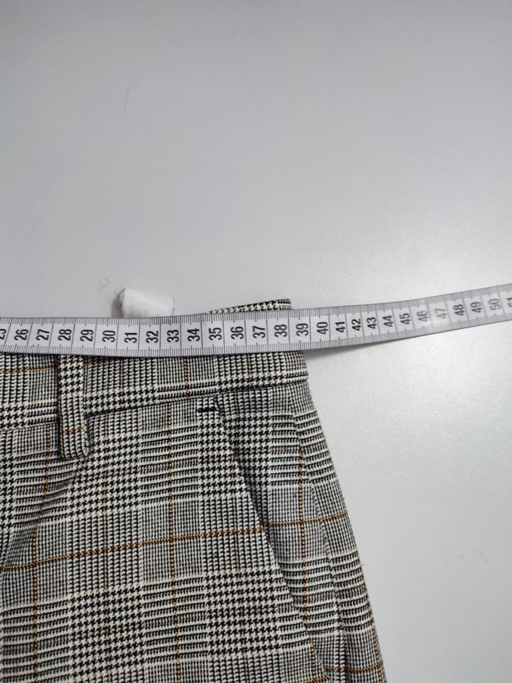 Брюки Zara  в клетку 42 размер