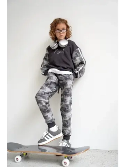 Спортивный костюм для мальчика, свитшот и брюки