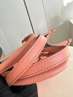 Louis Vuitton Onthego MM