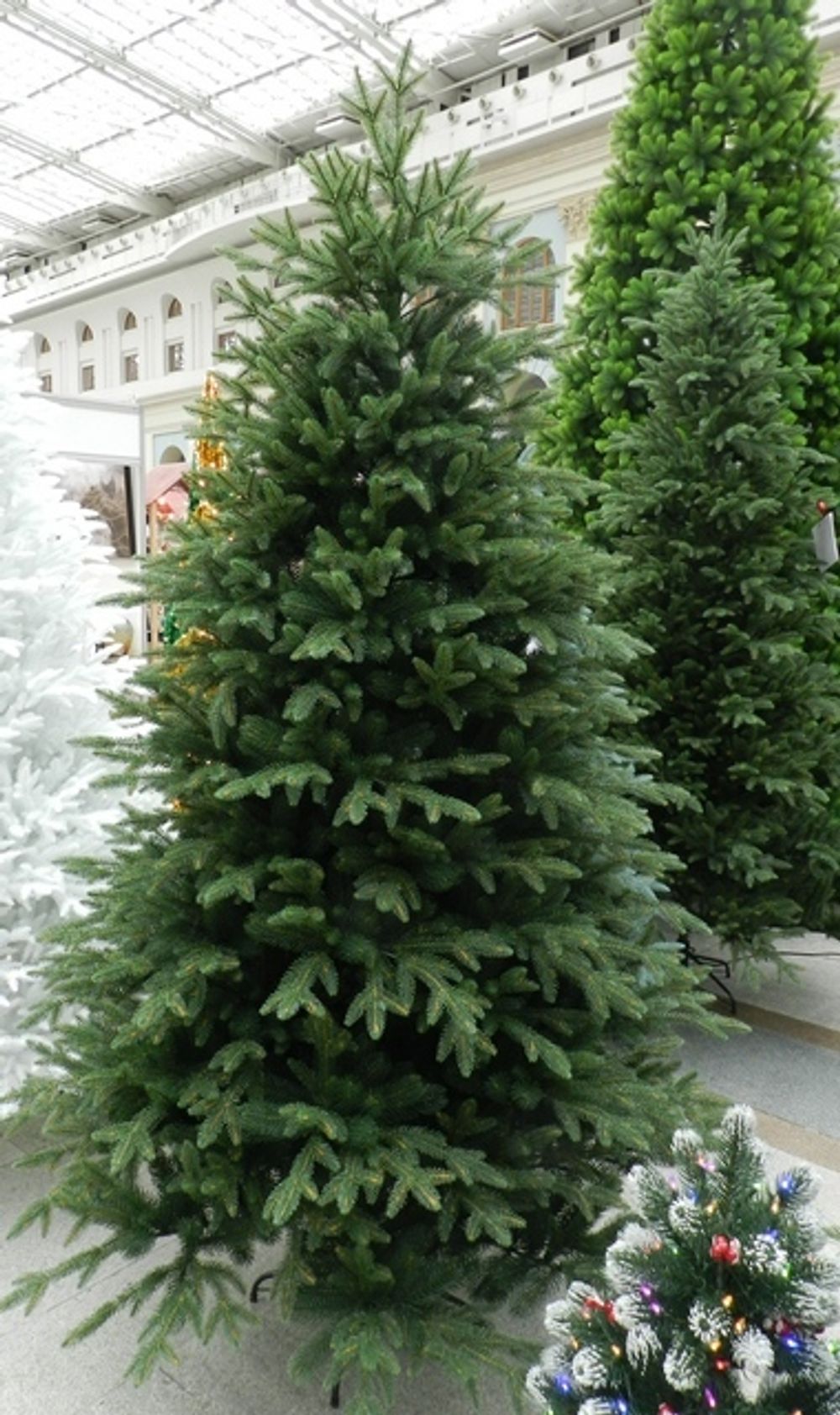 Елка с гирляндой «Эльга» (Литая хвоя) 150 см / 1,5 м