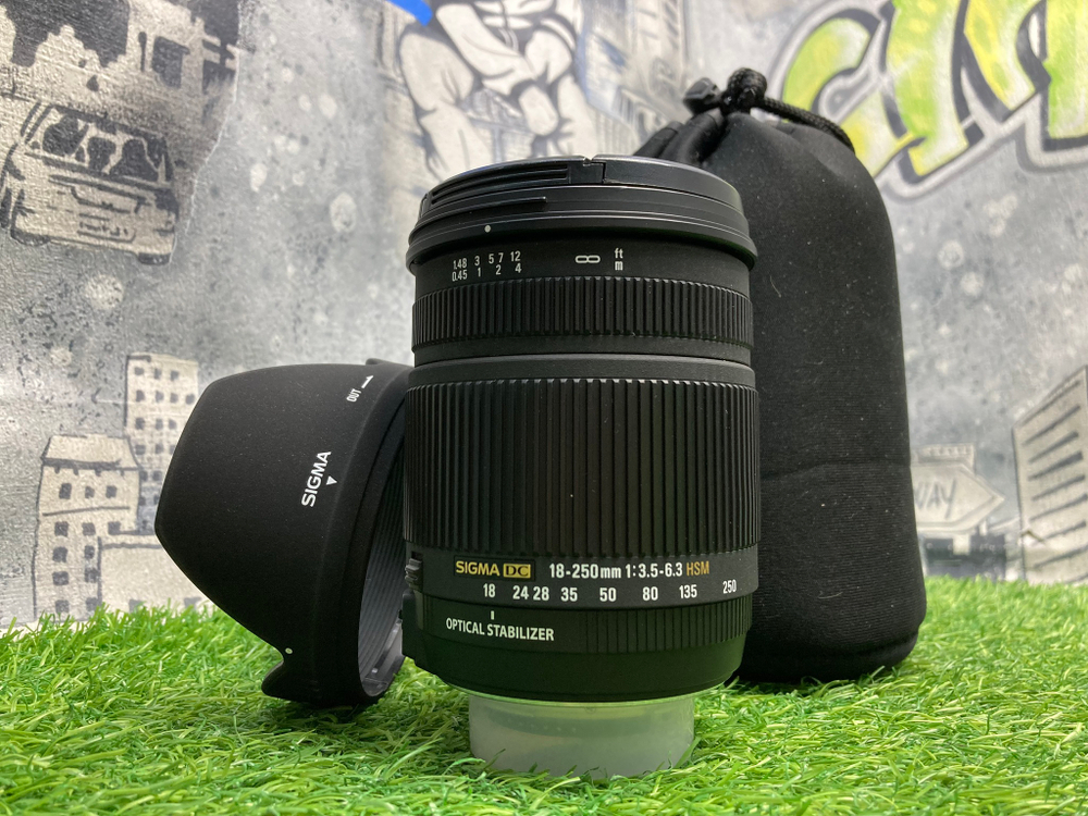 Sigma AF 18-200mm 3.5-6.3 DC OS HSM Nikon F