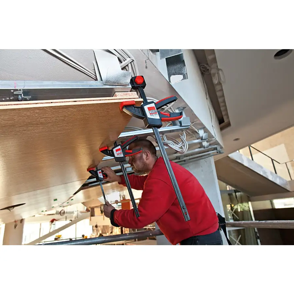 Струбцина для работы одной рукой BESSEY EZS30-8