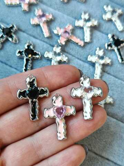 18125-рр Подвеска "Крест" с розовой эмалью и розовым фианитом-сердцем 28*17мм, родий