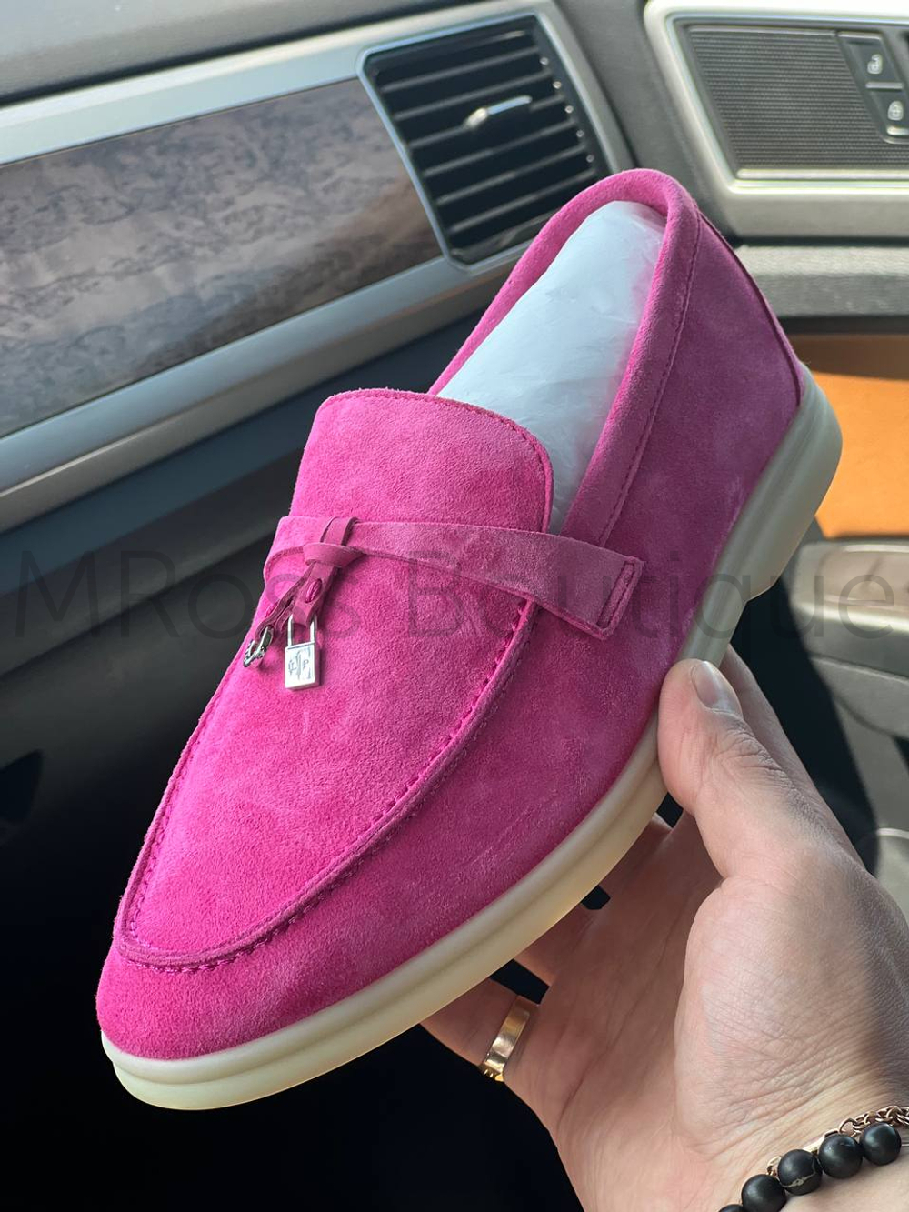 Женские лоферы Loro Piana замшевые в розовом цвете