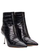 Женские чёрные ботильоны из кожи с тиснением