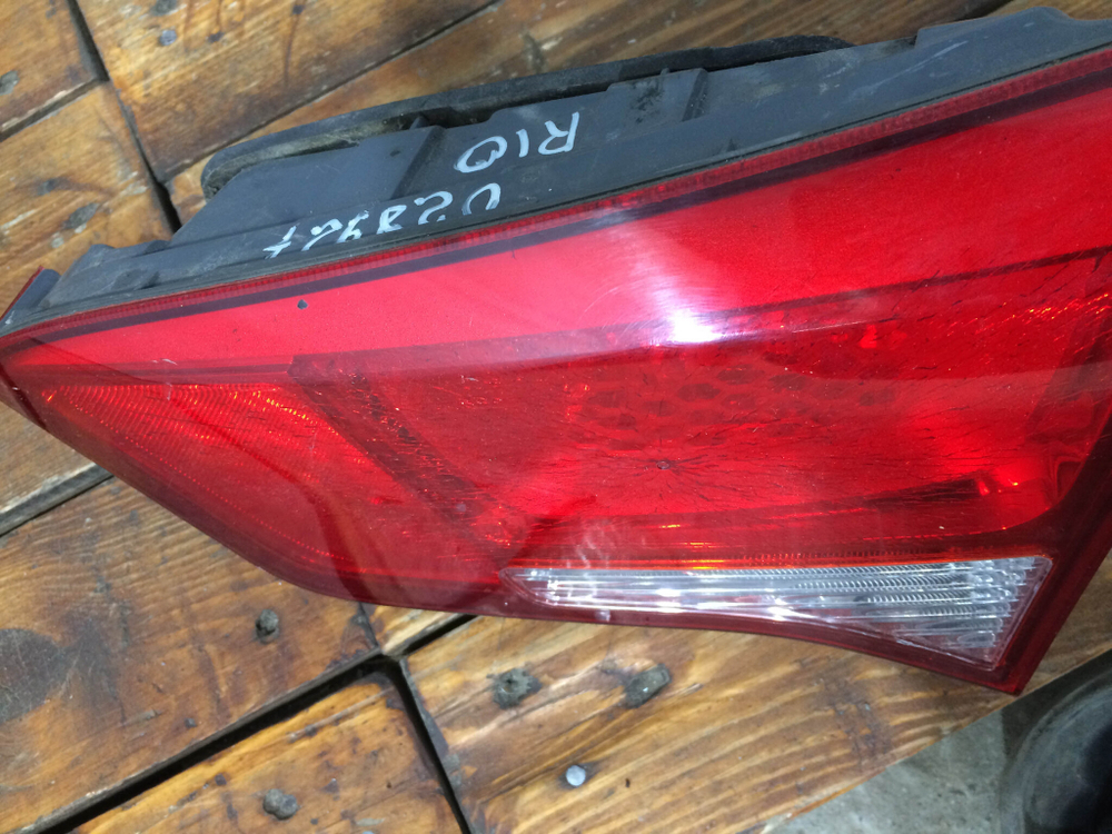 Фонарь правый Kia Rio 3 (QB) 15- б/у оригинал 924044X500