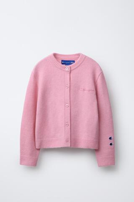 ZARA Х CHAMPION ® ТРИКОТАЖНЫЙ КАРДИГАН С НАШИВКАМИ, РОЗОВЫЙ