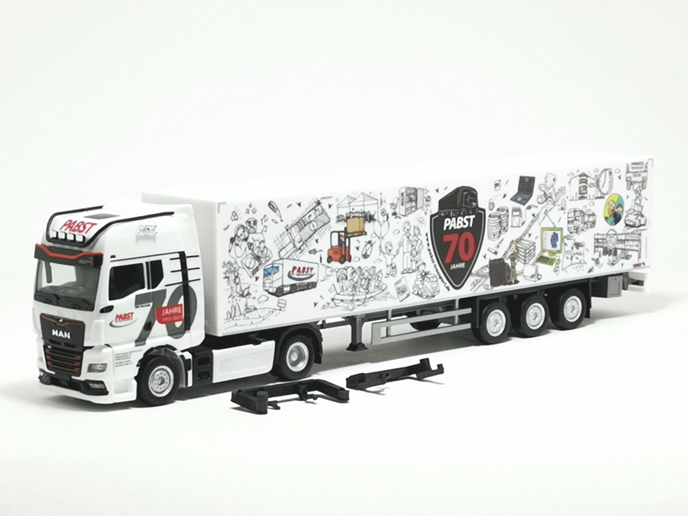 Грузовик MAN TGX GX пп фургон "Pabst 70 Jahre"
