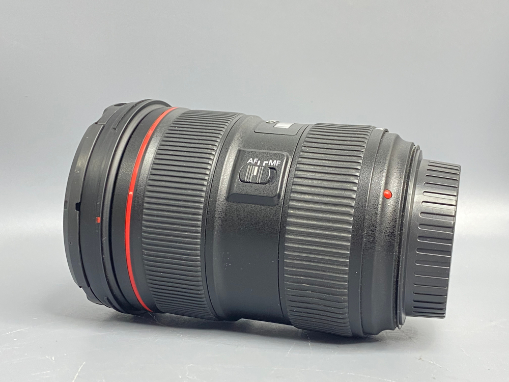Canon EF 24-70mm 2.8L II USM