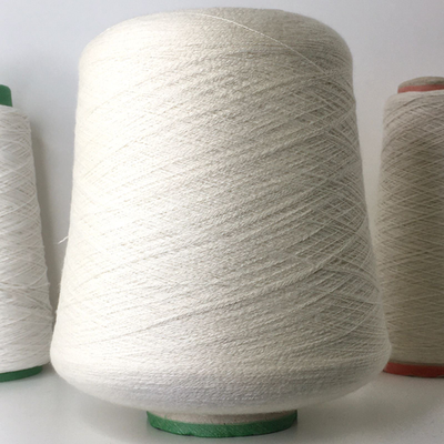 FLEX - Loro Piana; 95% кашемир, 5% эластан; 2600м/100гр; col. 8072, Part./Lot 108331, цвет: белый жемчуг; Есть бобинка: 249 гр