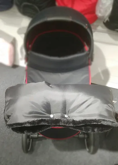 Универсальная муфта для рук для колясок