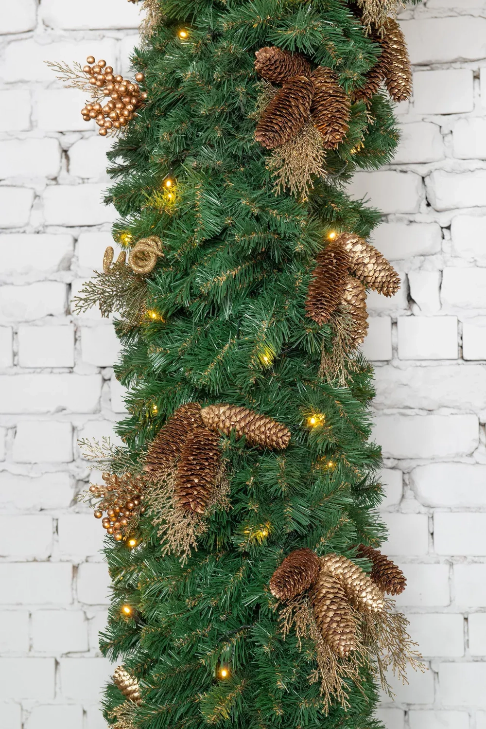 Хвойная арка Санкт-Петербург 240*160 см. с золотым декором, 260 теплых-белых Led ламп, Литая+ПВХ, ЕлкиТорг (28008)