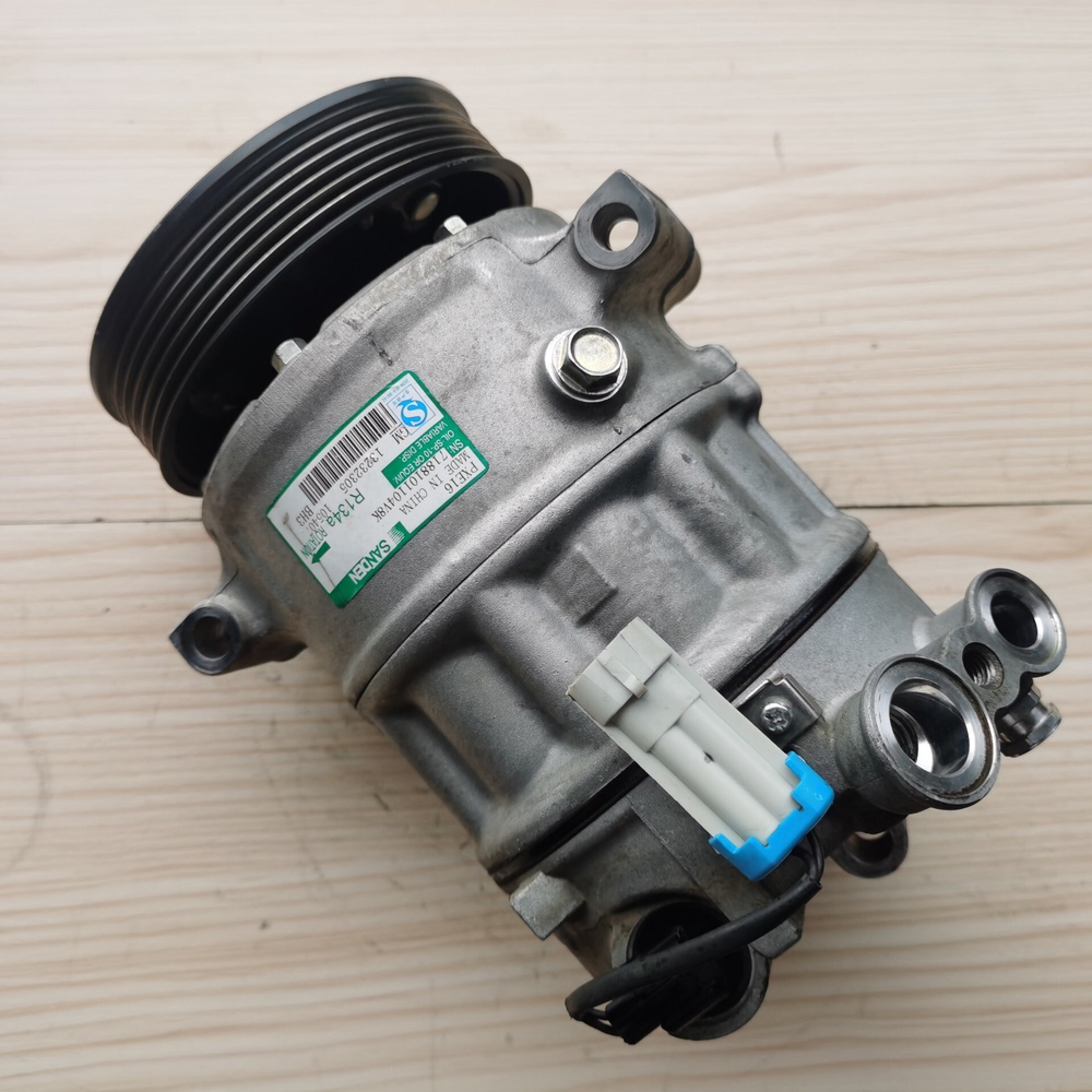 Компрессор кондиционера для Buick Regal, LaCrosse, Excelle, Chevrolet Malibu (2009-2015)