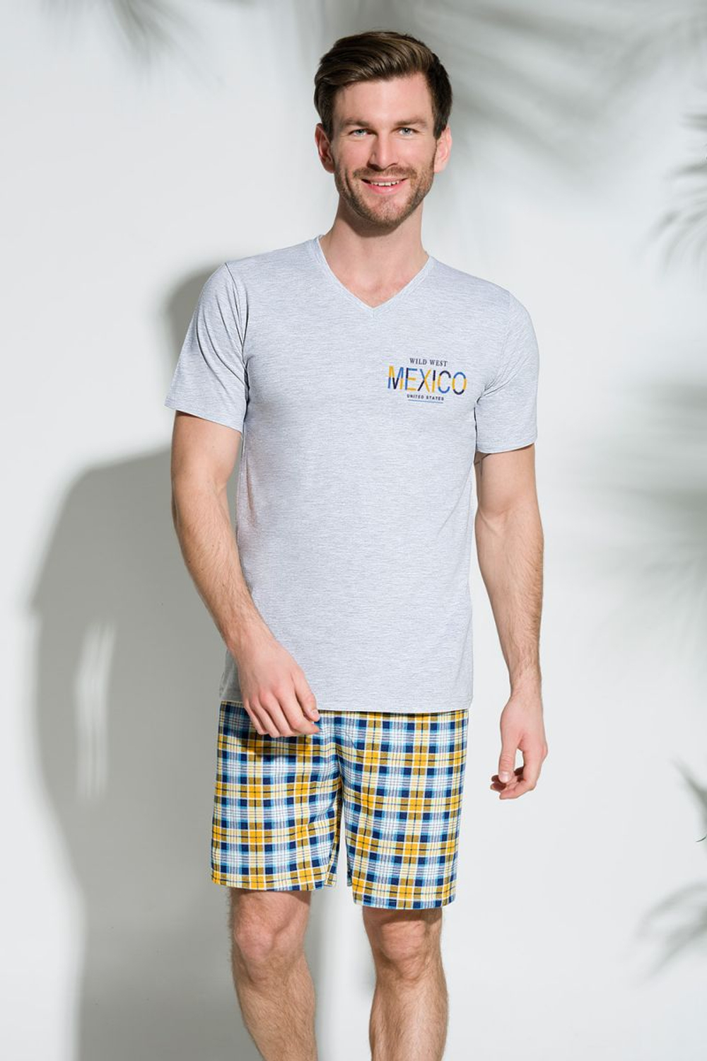 Мужская пижама Borys с клетчатыми шортами (Размер: L) (Цвет: серый)