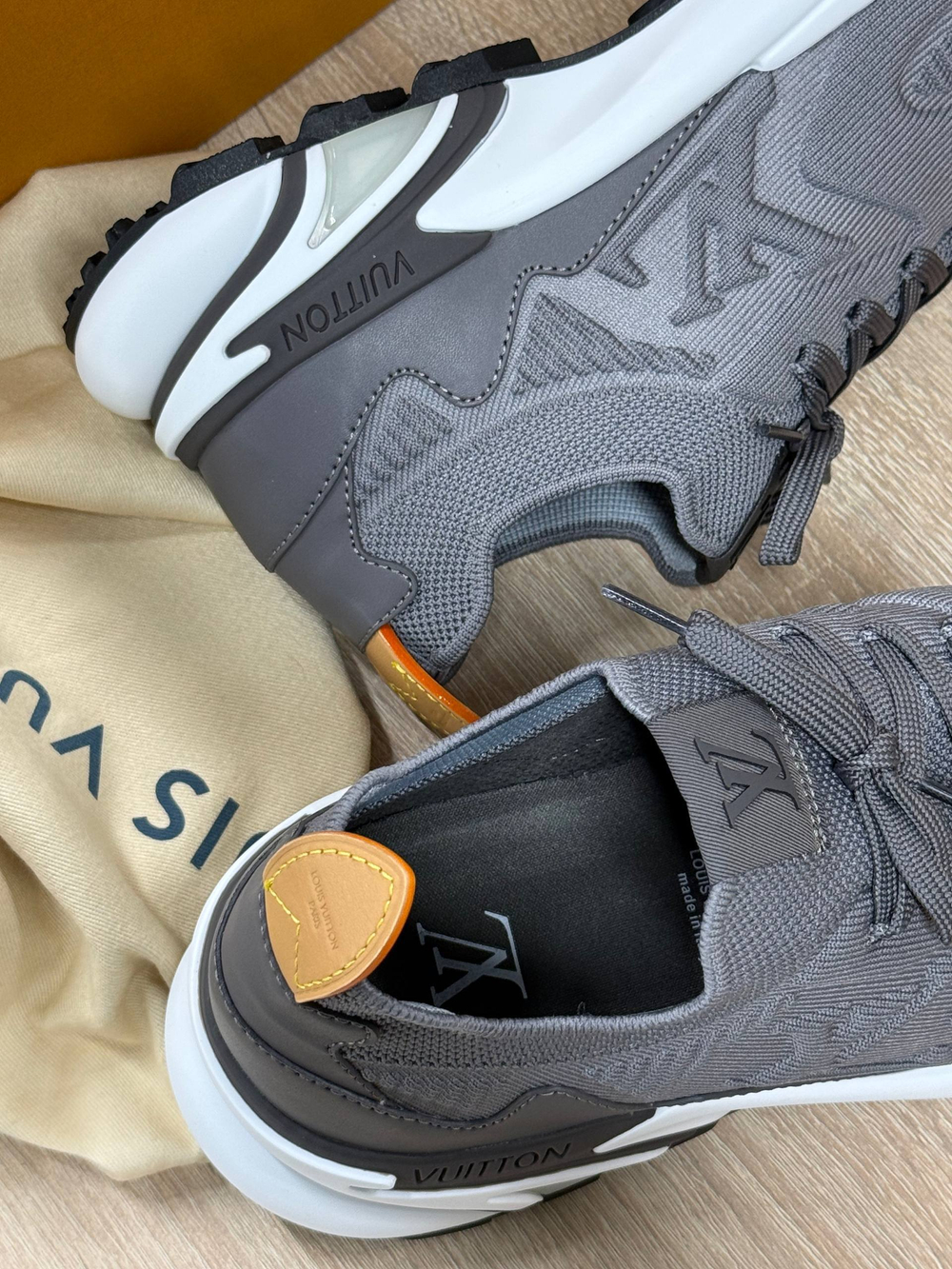 Кроссовки Louis Vuitton