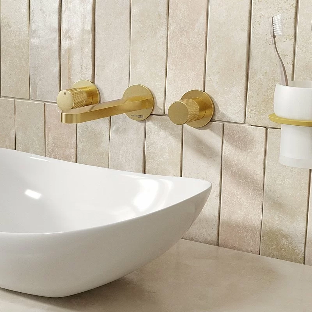 Смеситель для раковины WasserKRAFT Schunter 8245 золото матовое