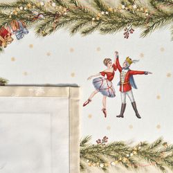 СКАТЕРТЬ "ЩЕЛКУНЧИК" 140Х300СМ БЕЖЕВЫЙ ,100%ХЛОПОК ,ТВИЛ