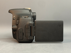 Canon 600D kit 18-55mm 3.5-5.6 IS ll 310 Кадров