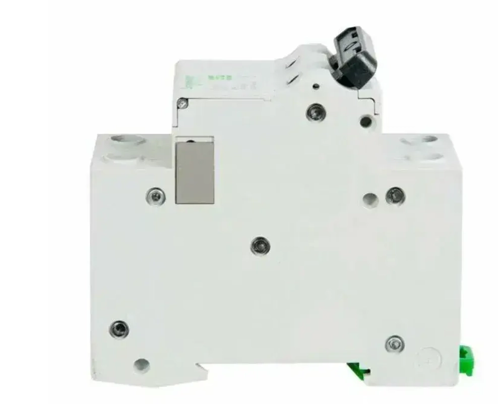 Автоматический выключатель 32А