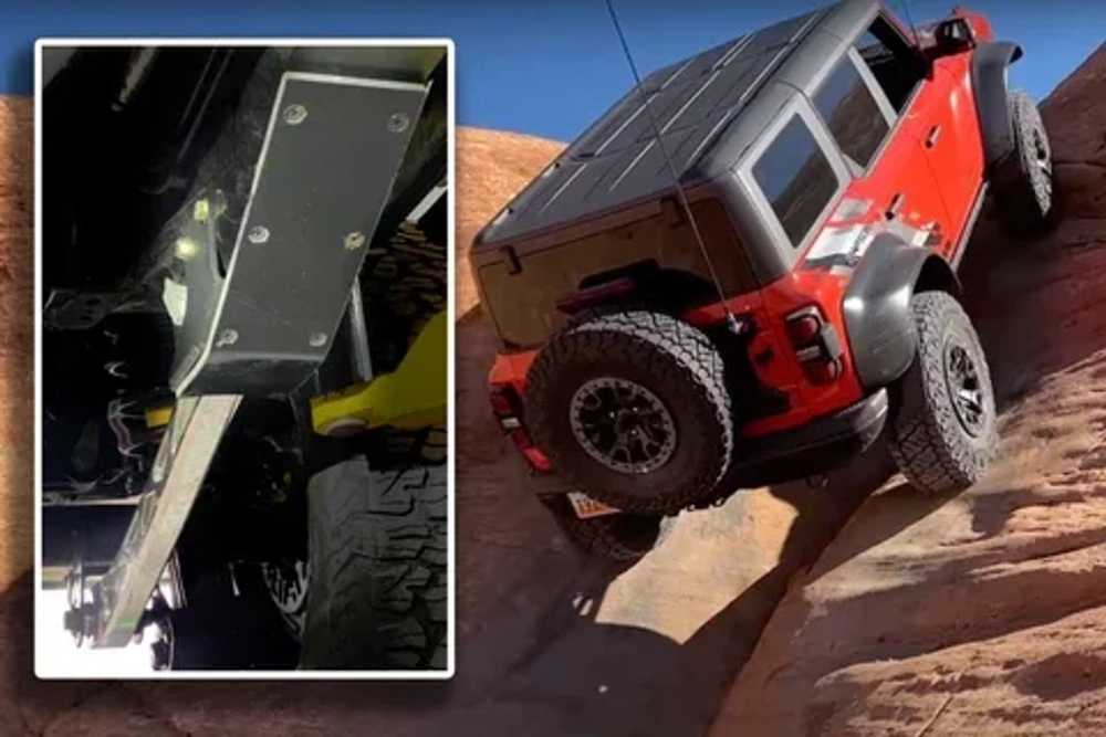 Защита рамы и крепления нижних рычагов с HDPE-накладкой для Ford Bronco Raptor 2022+ Бронко Раптор