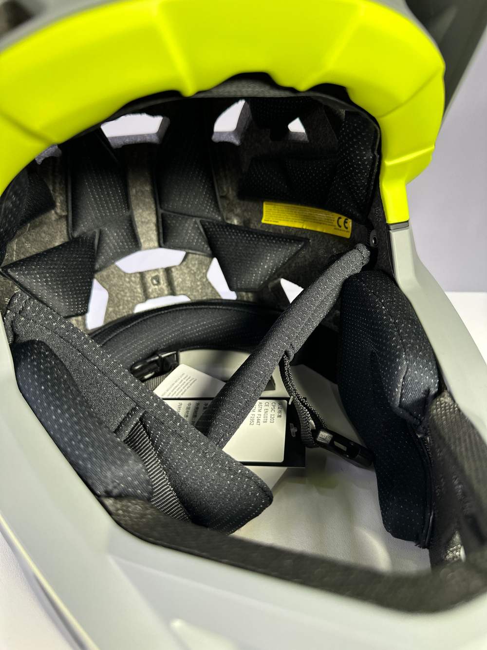 Велошлем Seeker