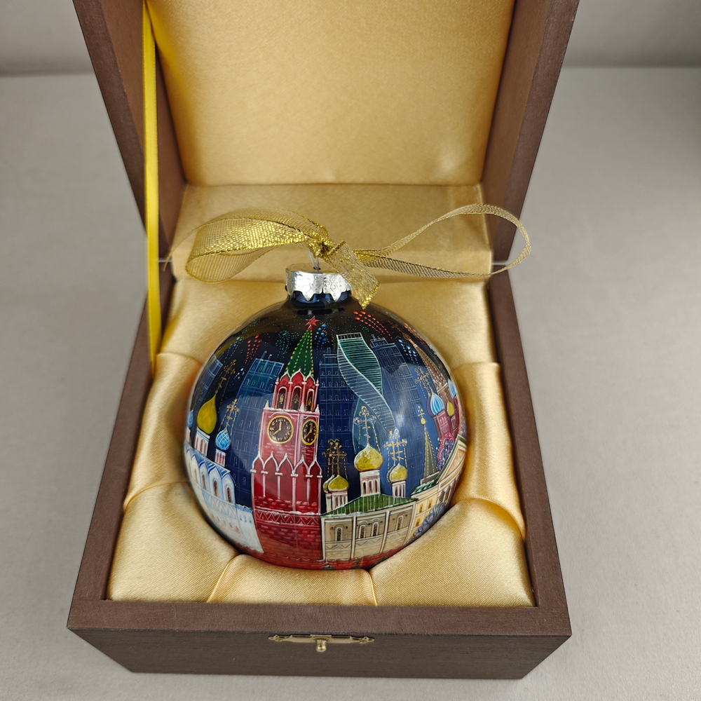 Елочный шар с росписью Палех "Москва" в футляре