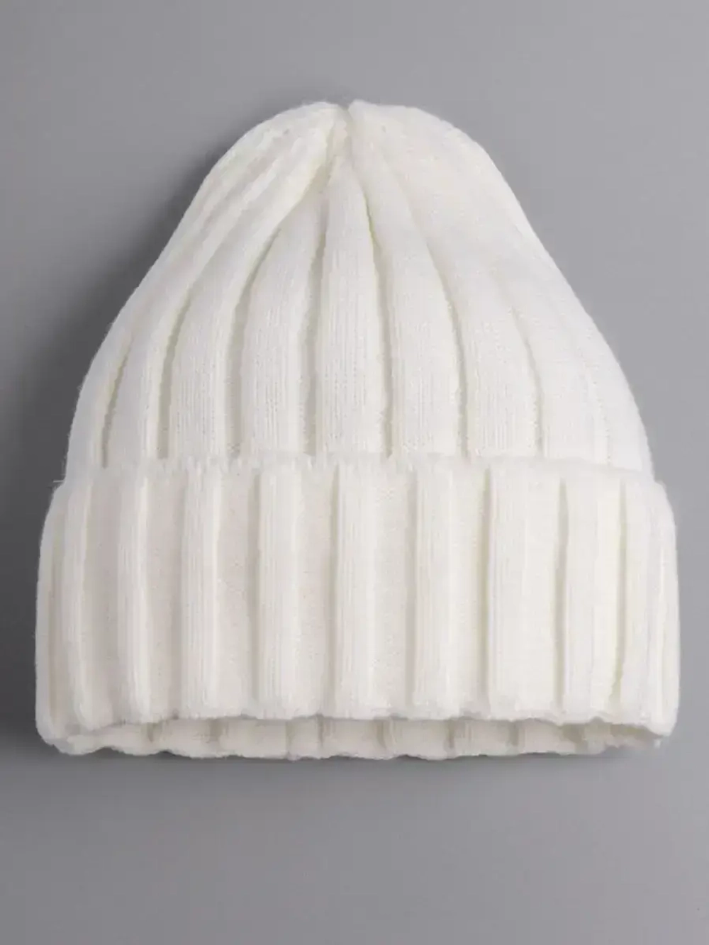 Шапка вязаная демисезонная детская