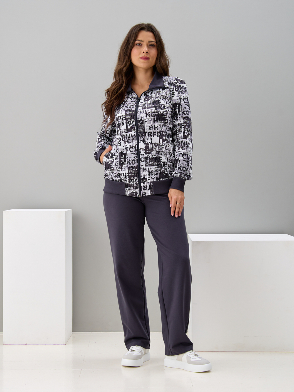 Костюм с брюками КБ-184/белый-антрацитгазета