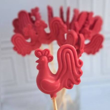 Фигурка из шок.глазури на палочке Петушок