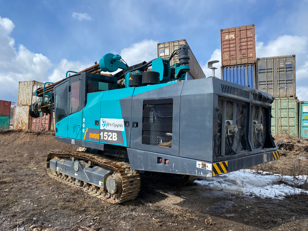 SUNWARD SWDE152* Буровая установка SWDE152B (Дизельный, 8,9 л, 359 л.с., АТ)